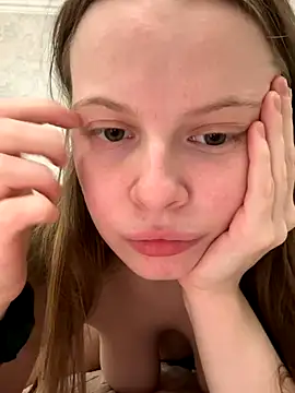 wrenlie online show from 10.11.25