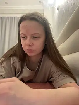 wrenlie online show from 12.15.25