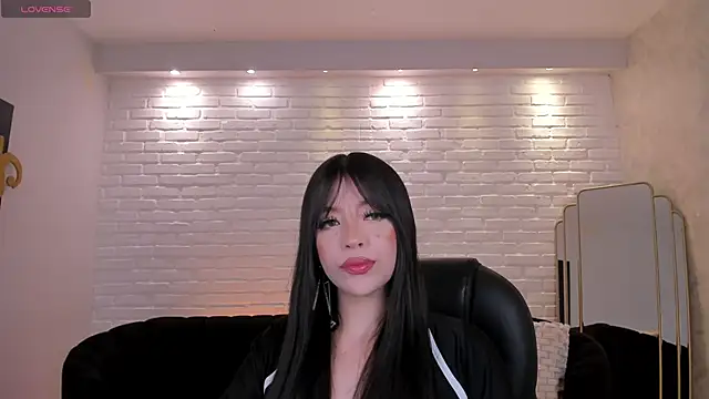 ValeriaRiveraX online show from 11.27.25