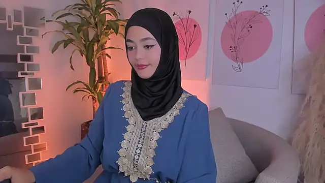 Snapshot of azzahara069 chatting on 03.19.26 azzahara069 online show from 03.19.26