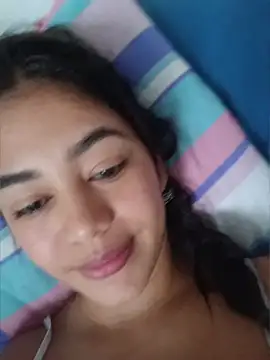 Snapshot of azzahara069 chatting on 05.23.26 azzahara069 online show from 05.23.26