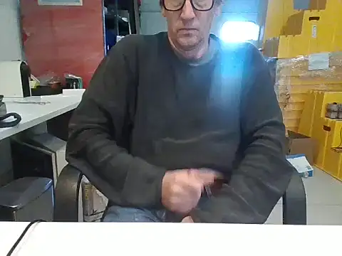 Raimundo1971 online show from 10.14.25