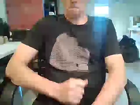 Raimundo1971 online show from 12.18.25