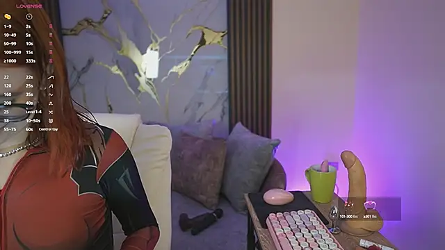 Snapshot of Anybuny chatting on 09.17.25 Anybuny online show from 09.17.25