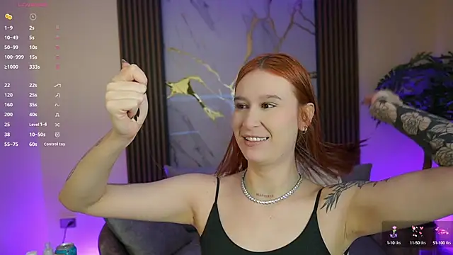 Snapshot of Anybuny chatting on 09.25.25 Anybuny online show from 09.25.25