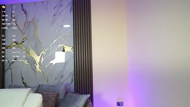 Snapshot of Anybuny chatting on 10.15.25 Anybuny online show from 10.15.25