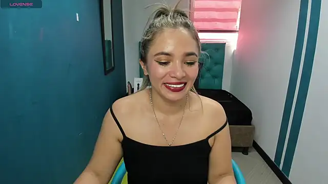 ArielleJones online show from 12.04.24