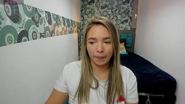 ArielleJones online show from 12.28.24