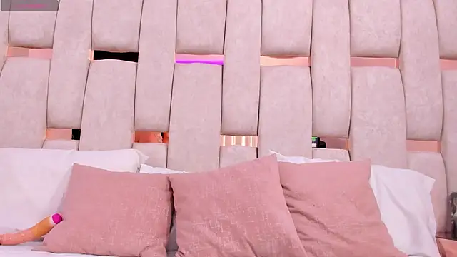 tamhy ferrara online show from 02.21.25