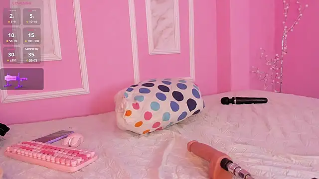 Snapshot of Juliette__3 chatting on 12.17.24 Juliette 3 online show from 12.17.24