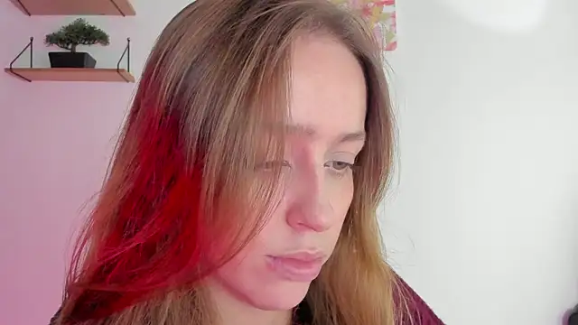 Snapshot of SofiaGc chatting on 12.30.24 SofiaGc online show from 12.30.24