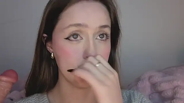 Snapshot of SofiaGc chatting on 11.29.25 SofiaGc online show from 11.29.25