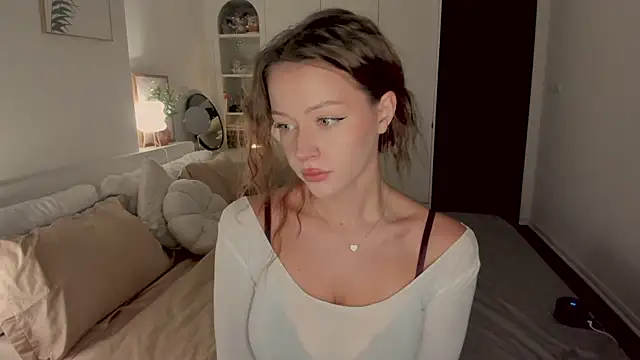 Snapshot of aveme_melissa chatting on 07.15.26 aveme melissa online show from 07.15.26