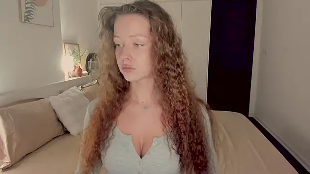 Snapshot of aveme_melissa chatting on 07.19.26 aveme melissa online show from 07.19.26