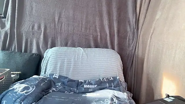 Caliiie-of online show from 03.14.25