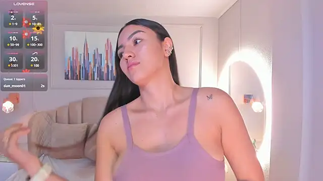 Snapshot of bigboobsnaughty1 chatting on 01.24.25 bigboobsnaughty1 online show from 01.24.25