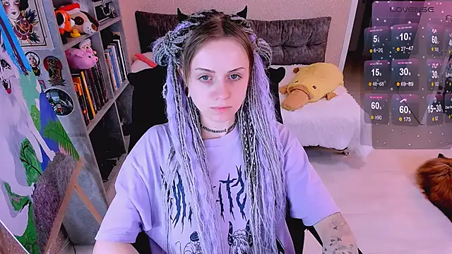 NaniMoore online show from 12.06.24