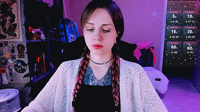 NaniMoore online show from 03.09.25