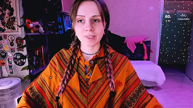 NaniMoore online show from 03.17.25