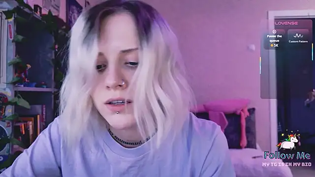 NaniMoore online show from 03.28.26