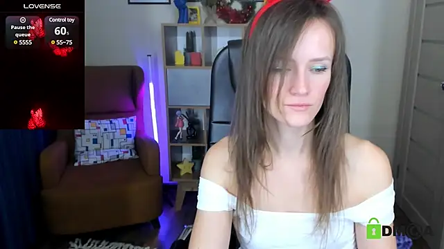 Snapshot of FrancescaCollins chatting on 12.31.24 FrancescaCollins online show from 12.31.24