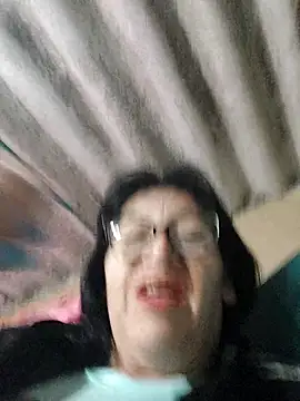 clarita 01 online show from 10.29.25