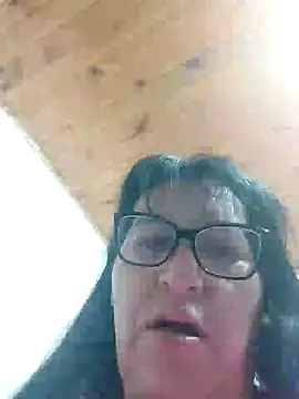 clarita 01 online show from 05.13.26