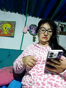clarita 01 online show from 06.23.26