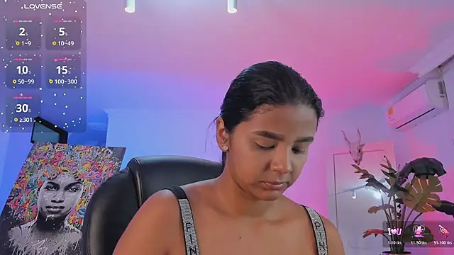 JANYLOVE   online show from 11.21.25