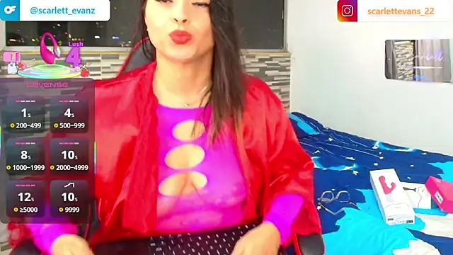 Snapshot of Scarlett_Evanz chatting on 04.07.26 Scarlett Evanz online show from 04.07.26