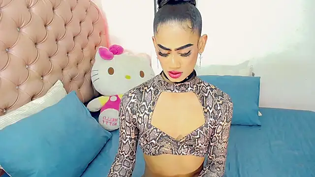 Snapshot of Aslhy_Goddessx chatting on 12.14.24 Aslhy Goddessx online show from 12.14.24