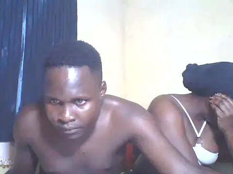 Dark Queenchocolate online show from 10.18.25