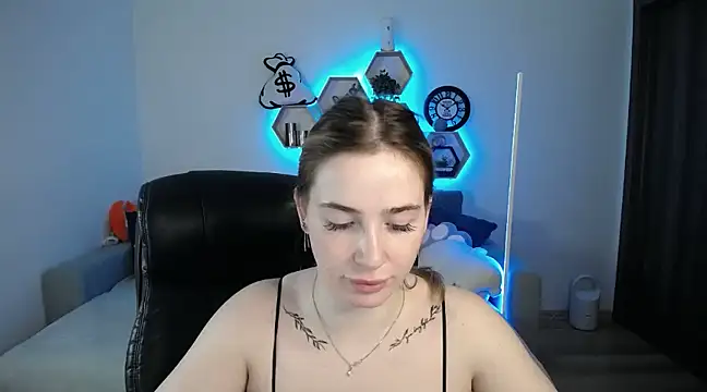 SabrinViolet online show from 03.09.25