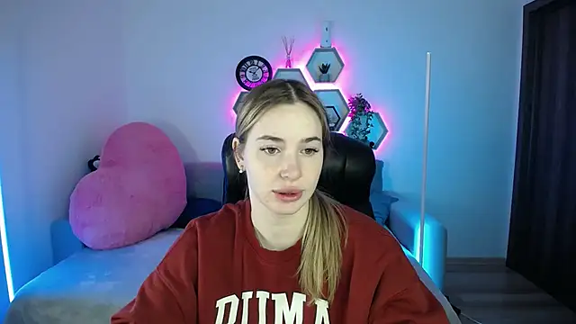 SabrinViolet online show from 01.11.26