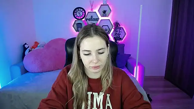 Snapshot of SabrinViolet chatting on 02.18.26 SabrinViolet online show from 02.18.26