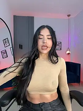 Luna  Ponce online show from 03.07.26