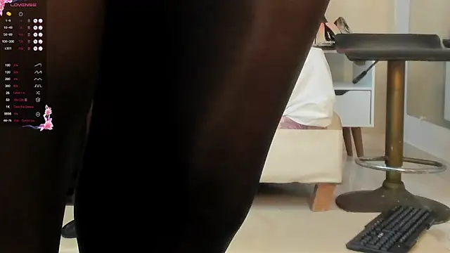 Sara Gomez online show from 02.14.25