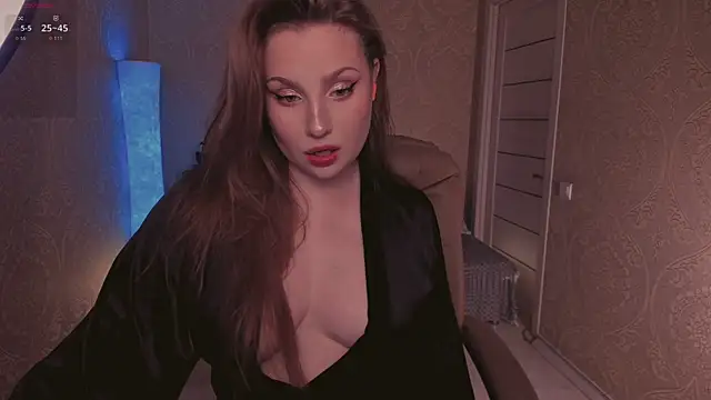 Eesmaaarrr online show from 12.20.25