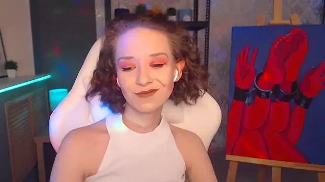 Snapshot of FascinatingEyess chatting on 01.07.25 FascinatingEyess online show from 01.07.25