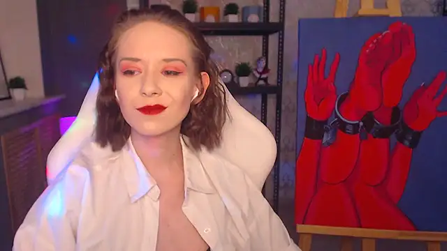 Snapshot of FascinatingEyess chatting on 01.19.25 FascinatingEyess online show from 01.19.25