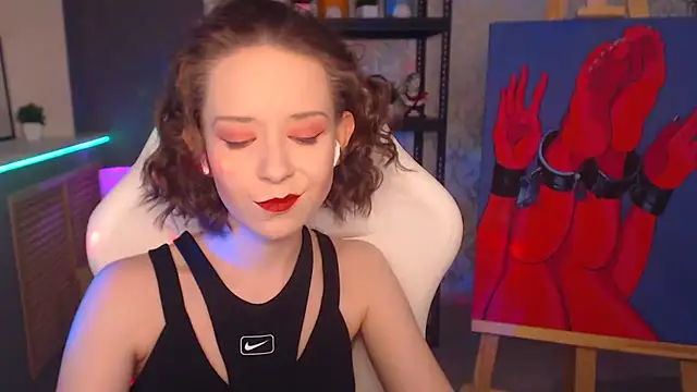 Snapshot of FascinatingEyess chatting on 01.23.25 FascinatingEyess online show from 01.23.25