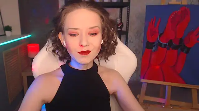 Snapshot of FascinatingEyess chatting on 02.02.25 FascinatingEyess online show from 02.02.25