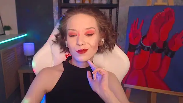 Snapshot of FascinatingEyess chatting on 02.22.25 FascinatingEyess online show from 02.22.25