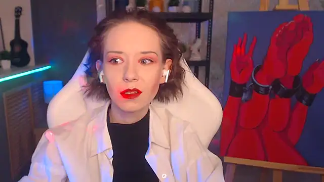 Snapshot of FascinatingEyess chatting on 02.25.25 FascinatingEyess online show from 02.25.25