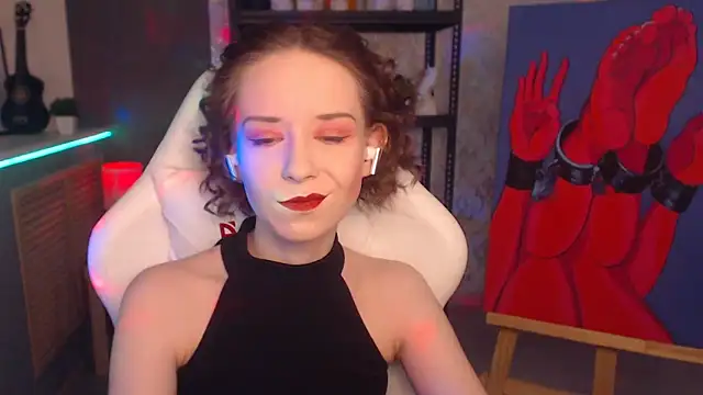 Snapshot of FascinatingEyess chatting on 03.12.25 FascinatingEyess online show from 03.12.25