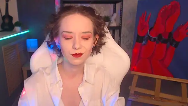 Snapshot of FascinatingEyess chatting on 03.13.25 FascinatingEyess online show from 03.13.25