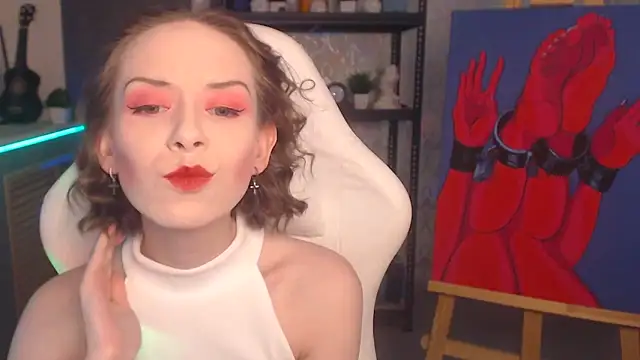 Snapshot of FascinatingEyess chatting on 09.12.25 FascinatingEyess online show from 09.12.25