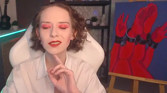 Snapshot of FascinatingEyess chatting on 09.14.25 FascinatingEyess online show from 09.14.25