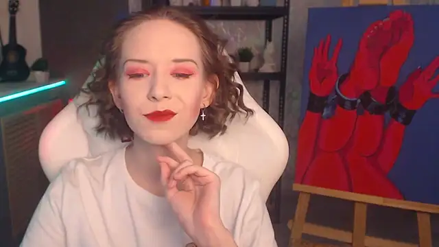 Snapshot of FascinatingEyess chatting on 09.16.25 FascinatingEyess online show from 09.16.25