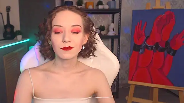 Snapshot of FascinatingEyess chatting on 11.27.25 FascinatingEyess online show from 11.27.25